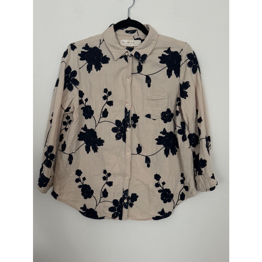 Isabella Sinclair Embroidered Floral Shadow Bloom Button Down Shirt Size M